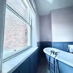 Apartment Portland Square *